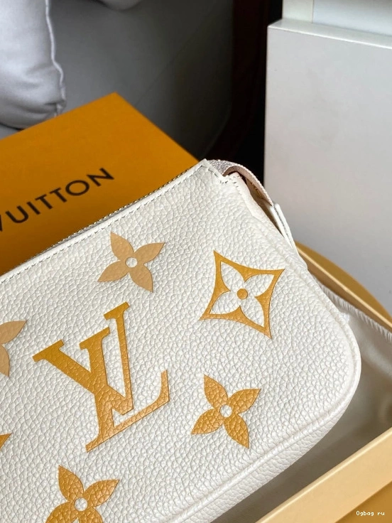 POCHETTE ACCESSOIRES VUITTON MINI LOUIS 0726